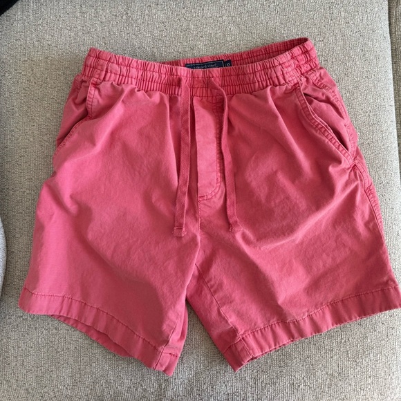 Vineyard Vines Men's Coral Flat Front Shorts - Picture 1 of 5